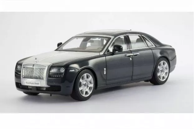 Kyosho Rolls Royce Ghost SWB Darkest Tungten Silver Hood 1:18 08801TGR