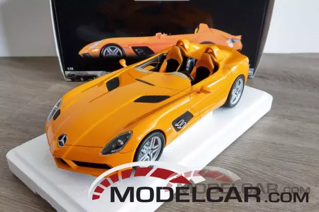 Minichamps Mercedes-Benz SLR McLaren Stirling Moss orange 1:18 100038400