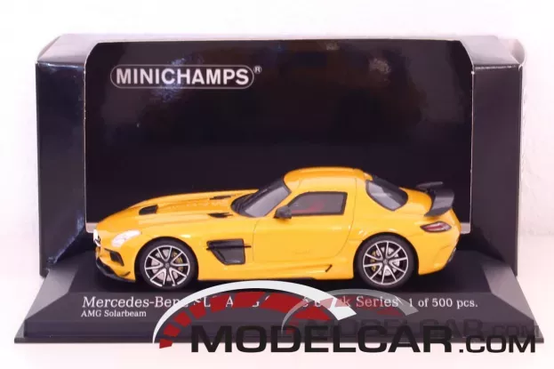 Minichamps Mercedes-Benz SLS AMG Black Series Solarbeam 1:43 437033022