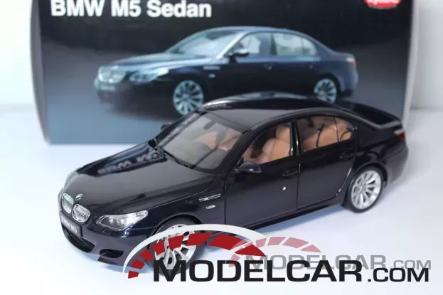 Kyosho BMW M5 e60 Carbon Black 1:18 08593BK