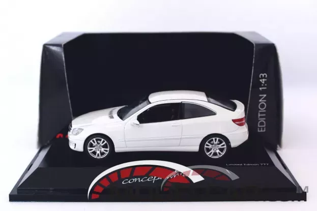 Schuco Mercedes-Benz CLC CL203 Concept White 1:43 07243