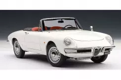 AUTOart Alfa Romeo 1600 Duetto Spider 1966 White 70136
