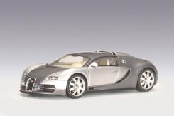 AUTOart Bugatti EB 16.4 Veyron Genf 2003 Grey Silver 50902