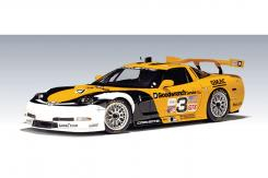 AUTOart Chevrolet Corvette C5-R Le Mans 2000 Texas Winner 3 80007