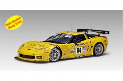AUTOart Chevrolet Corvette C6R 24 HRS Le Mans Winner 64 J.Magnussen O.Beretta O.Gavin 80504