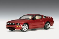 AUTOart Ford Mustang 5 GT 2004 Auto Show Version Red Fire 73012