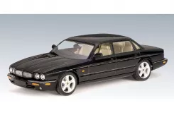 AUTOart Jaguar XJR X308 Black 53601