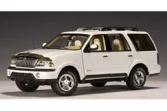 AUTOart Lincoln Navigator 1 1999 White 72761