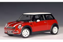 AUTOart MINI Cooper Special Edition with White Stripes On Bonnet R50 2001 Red 74827