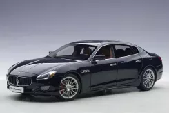 AUTOart Maserati Quattroporte GTS M139 2015 blue 75807