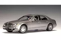 AUTOart Maybach 57 SWB Himilayas Grey 76152