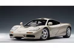 AUTOart McLaren F1 Platinum Silver 76003