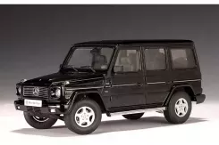 AUTOart Mercedes-Benz G Model LWB W463 Smaragd Black Metallic 76101