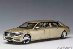 AUTOart Mercedes-Maybach S-Klasse S600 W222 Pullman Gold 76298