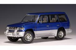 AUTOart Mitsubishi Pajero LWB V20 1998 RHD Metallic Blue 77101