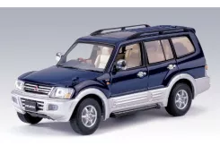 AUTOart Mitsubishi Pajero LWB V20 1999 Blue 57101