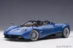 AUTOart Pagani Huayra Roadster Blue Carbon 78286