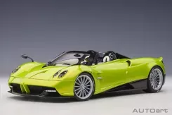 AUTOart Pagani Huayra Roadster Verde Firenze 78288