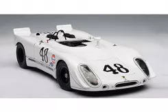 AUTOart Porsche 908 2 1970 Green Park Sebring 48 S.McQueen P.Revson 2nd Position 87072