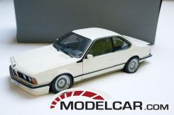 Autoart BMW M635 CSI e24 Alpine White dealer edition 80430145829