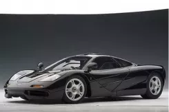 Autoart McLaren F1 Short Tail Road Car 1994 Jet Black Metallic 76002