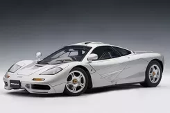 Autoart McLaren F1 Short Tail Road Car 1994 Magnesium Silver 76001