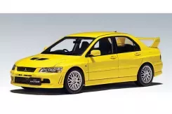 Autoart Mitsubishi Lancer Evolution 7 street car yellow 77161