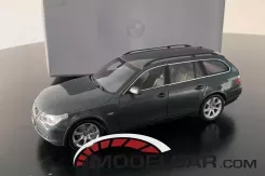 Kyosho BMW 545i touring e61 silver grey dealer edition 80430308413
