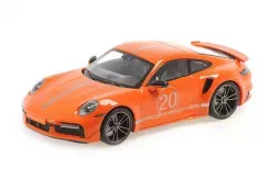Minichamps Porsche 911 992 Turbo S Sport Design coupe orange 155069171