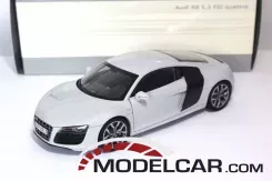 Kyosho Audi R8 5.2 FSI V10 Quattro Suzuka Grey dealer edition 5010918425
