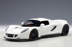 Autoart Hennessey Venom GT Spyder White