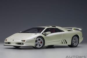 Autoart Lamborghini Diablo SE JOTA Blanc