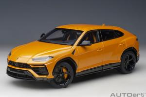 Autoart Lamborghini Urus Oranje