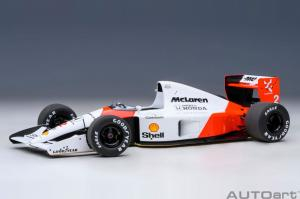 Autoart McLaren MP4-6 Blanco