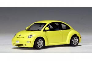 Autoart Volkswagen New Beetle Yellow