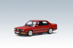 Autoart BMW M5 e28 أحمر