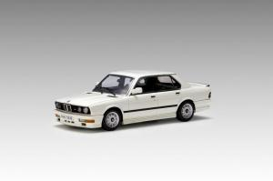 Autoart BMW M535i E28 White