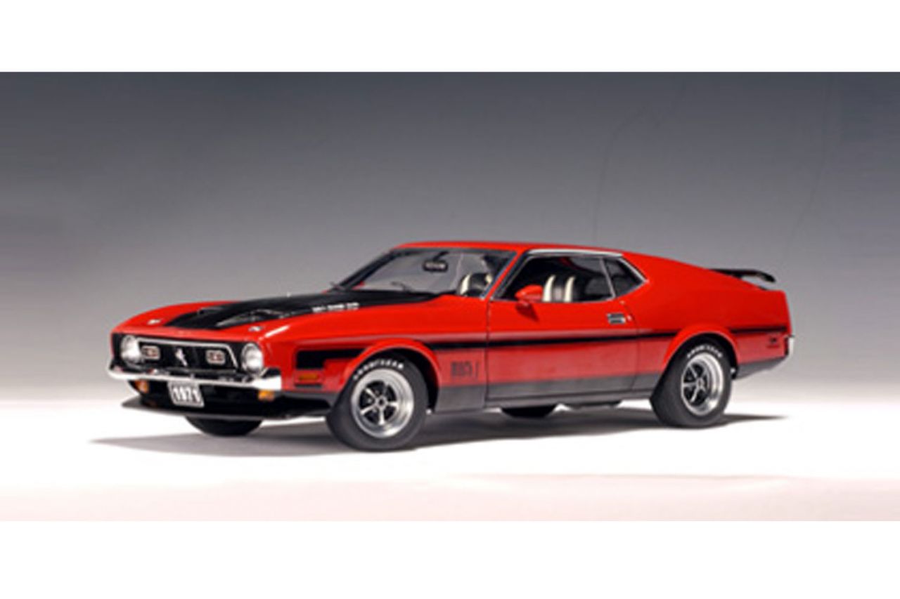 AUTOart 1971 Ford Mustang Mach I 1:18